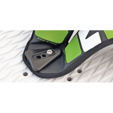 Reptile Premium Ultralight front V-Footsraps